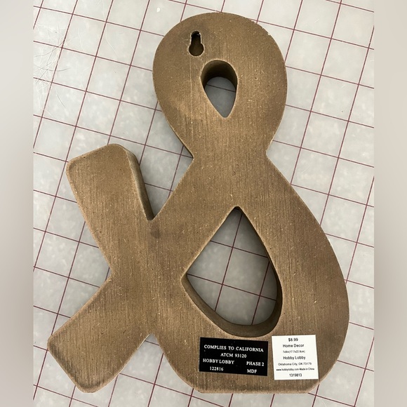 & Sign - Picture 2 of 3